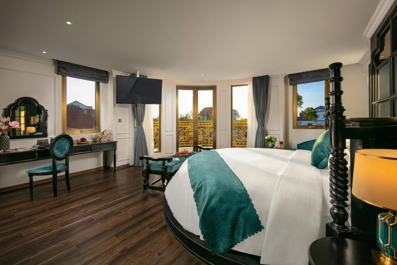 Grand Sunrise Palace Hoi An- A Luxury Indochine Hotel & Spa Exterior photo Deluxe Suite